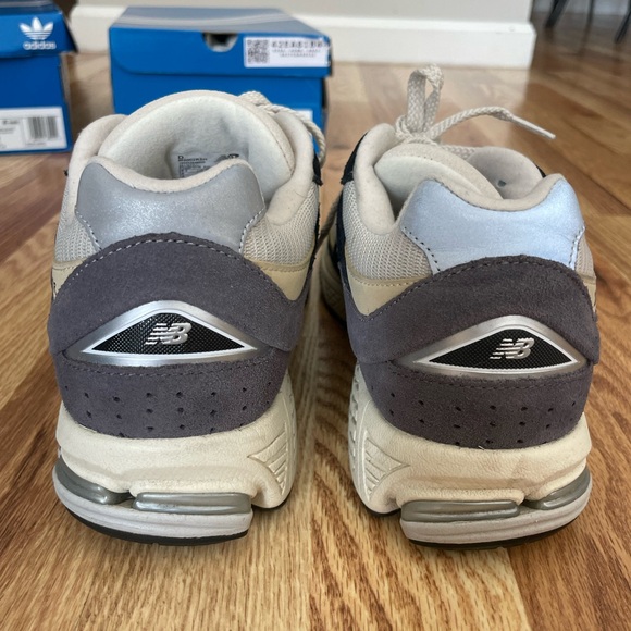 EUC NEW BALANCE 2002r - Picture 5 of 8